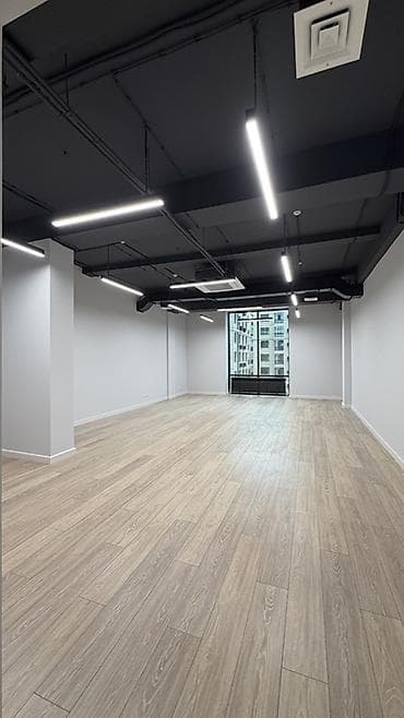 seven development: Аренда офисов, 57 м², В бизнес центре, С системой безопасности — 1