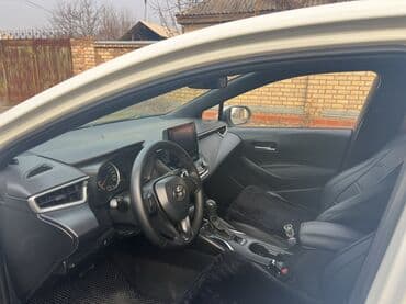 corolla runx: Toyota Corolla: 2021 г., 1.5 л, Автомат, Бензин, Хэтчбэк — 8