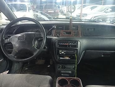 Honda Shuttle: 1998 г., 2.3 л, Автомат, Бензин, Минивэн — 2