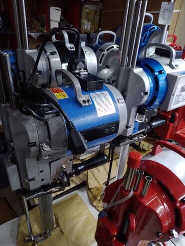 щивений машина: Jack, Bruce, В наличии, Бесплатная доставка — 23