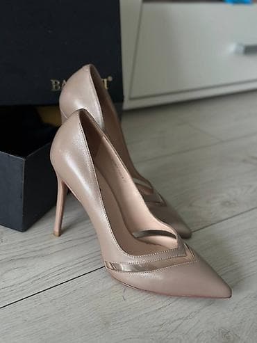 Женская обувь: Продаю счастливые туфли невесты, размер 37 Одевались 2 раза - на — 1