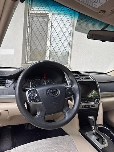 corolla 2004: Toyota Camry: 2012 г., 2.5 л, Автомат, Бензин, Седан — 5