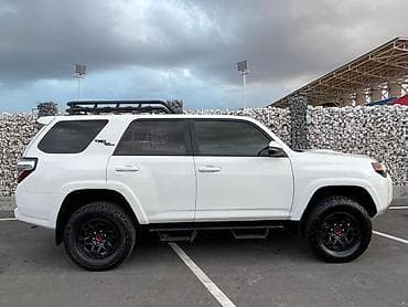 диск на прицеп: Toyota 4Runner: 2022 г., 4 л, Автомат, Бензин, Внедорожник — 7