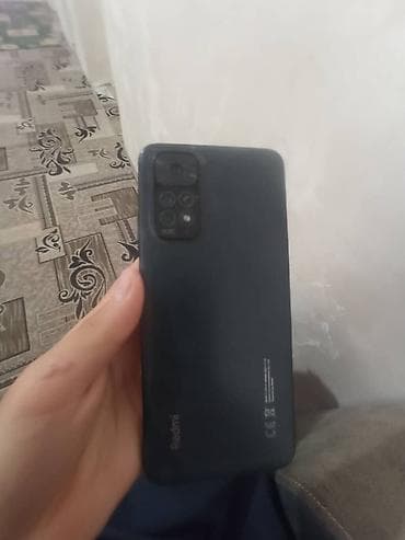 боз белер: Смартфон Redmi (линейка Redmi Note) в темно‑сером цвете. Основные — 2