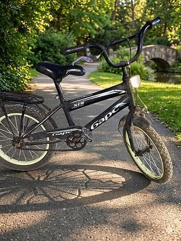 Детский транспорт: Детский велосипед, 2-колесный, 4 - 6 лет, Б/у — 1