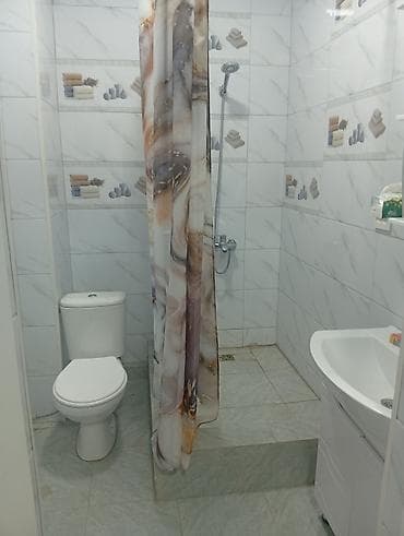 1 комната, 42 м², 1 этаж — 7