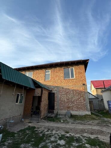 продаю дом под снос: Үй, 200 кв. м, 4 бөлмө, Менчик ээси — 4