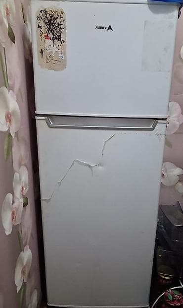 Холодильник Avest, Б/у, Двухкамерный