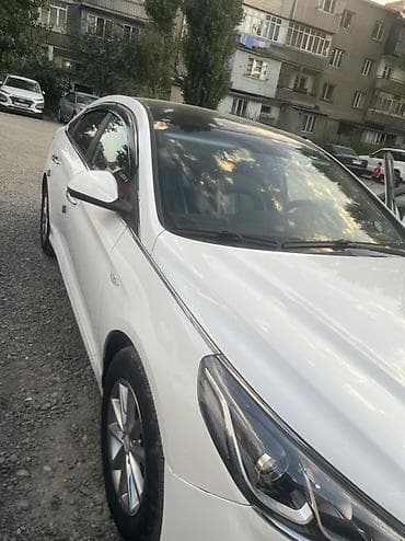 mazda 6: Hyundai Sonata: 2018 г., 2 л, Автомат, Газ, Седан — 7