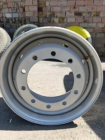 215 75 16c: Железные Диски R 22,5 отверстий - 10 — 1