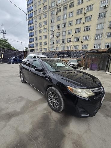 приус 2013: Toyota Camry: 2013 г., 2.5 л, Автомат, Гибрид, Седан — 2