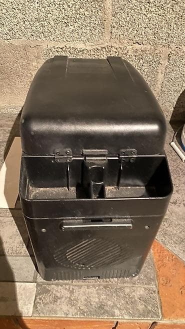 Автомобильный термоэлектрический холодильник-органайзер Убрали из за — 5