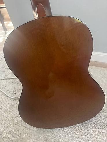 кейс для гитары: Классическая гитара Yamaha C40
В хорошем состоянии — 4