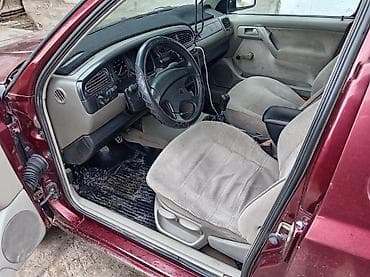 Volkswagen: Volkswagen Vento: 1993 г., 1.8 л, Газ, Седан — 8