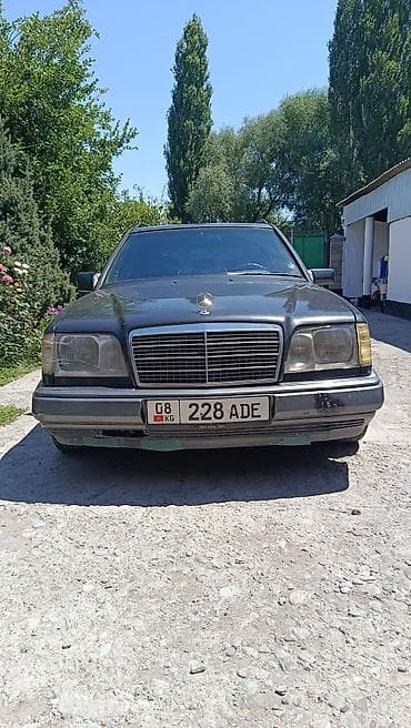 Продажа авто: Mercedes-Benz W124: 1993 г., 2.8 л, Автомат, Бензин, Универсал — 4