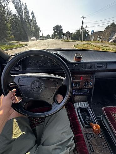 mersedez 124: Mercedes-Benz W124: 1990 г., 2 л, Механика, Дизель, Седан — 4