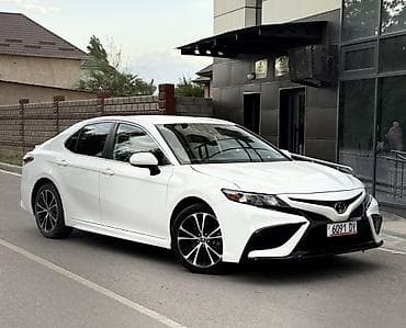 Toyota Camry: 2020 г., 2.5 л, Автомат, Седан