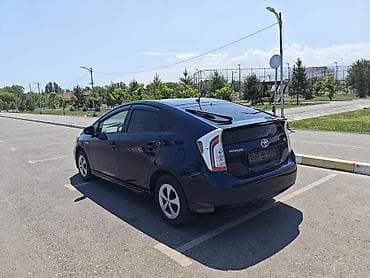 prius 50: Toyota Prius: 2013 г., Автомат, Гибрид, Хэтчбэк — 5