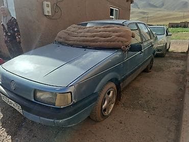 Продажа авто: Volkswagen Passat: 1993 г., 1.8 л, Механика, Бензин, Седан — 1