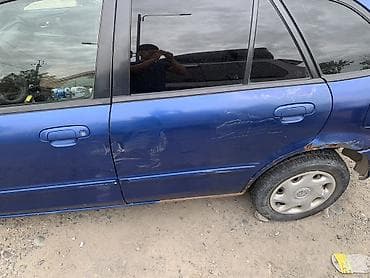 Продажа авто: Mazda Familia: 2001 г., 1.6 л, Механика, Бензин, Универсал — 3