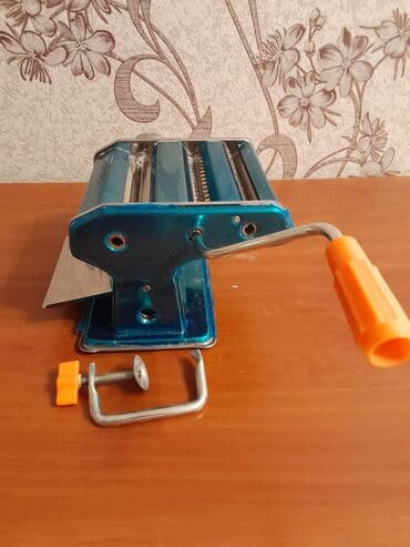 нож для пиццы: Тестораскатка, пельменница,лапшерезка---все в одном устройстве — 2