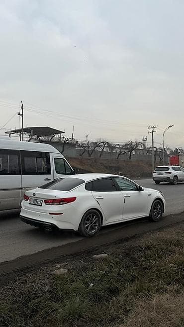 bmw 2: Kia Optima: 2019 г., Седан — 3