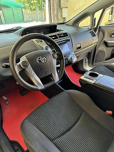 tayota karina e: Toyota Prius V: 2014 г., 1.8 л, Автомат, Гибрид, Универсал — 9