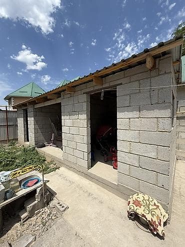 Дома: 📍 В Сокулуке от трассы 100 м продается дом на участке 4 соток, 80 — 3