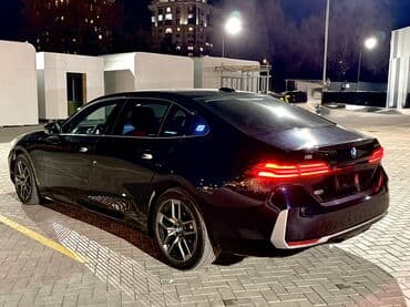 авто машина бмв: BMW 5 series: 2024 г., Электромобиль, Седан — 3