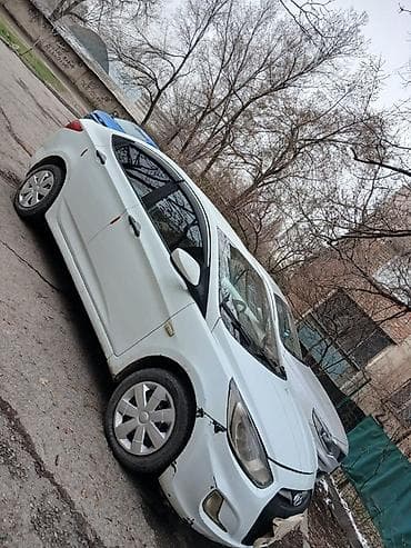 hyndai accent: Hyundai Accent: 2012 г., 1.6 л, Ручные, Бензин, Седан — 1