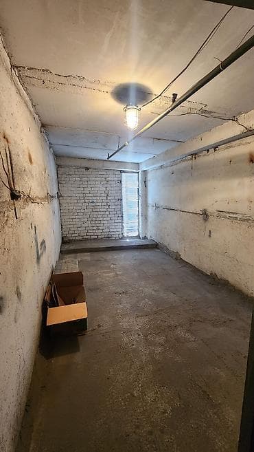 сниму гараж под склад: Удобный, просторный индивидуальный склад в капитальном многоуровневом — 1