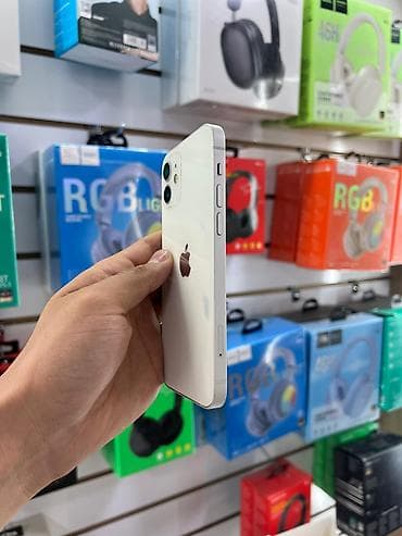 айфону: IPhone 12, Белый — 2
