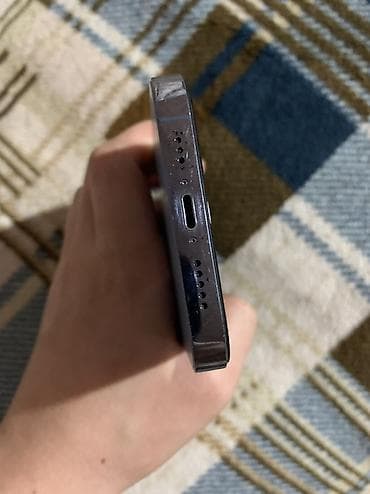 Мобильные телефоны: IPhone 13 Pro, Голубой — 3