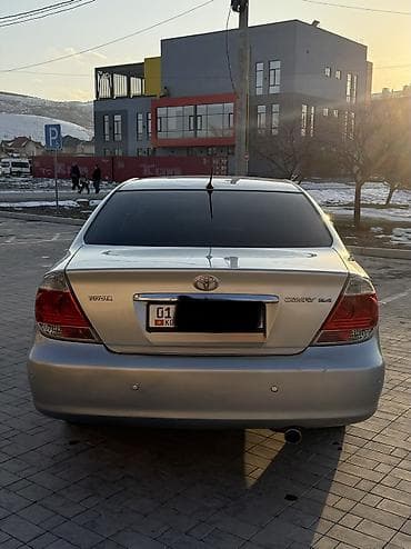 Унаа сатуу: Toyota Camry: 2004 г., 2.4 л, Автомат, Бензин, Седан — 4