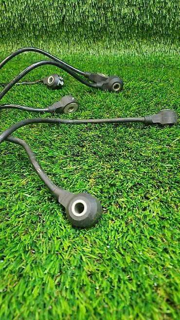 Сальники: Датчик детонации BMW 5 E60 Номер 1 435 485 Состояние отличное Год — 4