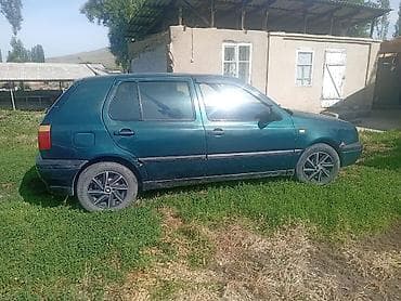 электр авто: Volkswagen Golf: 1995 г., 1.8 л, Кол менен иштөөчү, Бензин, Хетчбек — 2