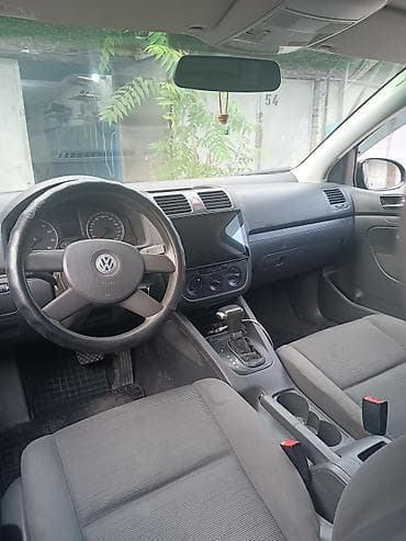 Volkswagen Golf V: 2006 г., 1.6 л, Автомат, Хэтчбэк — 5