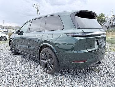 Lixiang L9: 2022 г., 1.5 л, Автомат, Гибрид, Внедорожник — 4