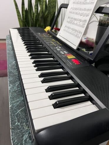 синтезатор для новичков: Синтезатор/клавишный инструмент Yamaha PSR-F52 - Портативная модель с — 1
