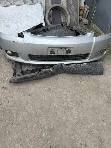 обвес винкс: Крышка багажника Toyota, 2004 г., Б/у, Оригинал — 2