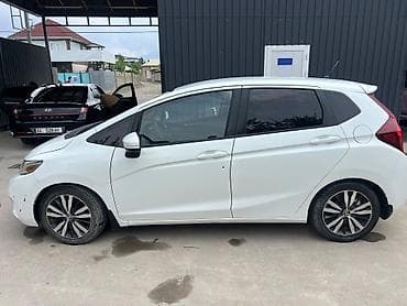 mini cooper: Honda Fit: 2015 г., 1.5 л, Вариатор, Бензин, Хэтчбэк — 3