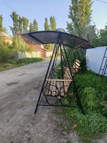 деревянная садовая мебель: Садовые качели Металл, Со спинкой, С крышей — 2