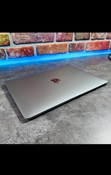 microsoft surface studio: ✅Процессор: Apple M1 8‑ядерный процессор с 4 ядрами производительности — 1