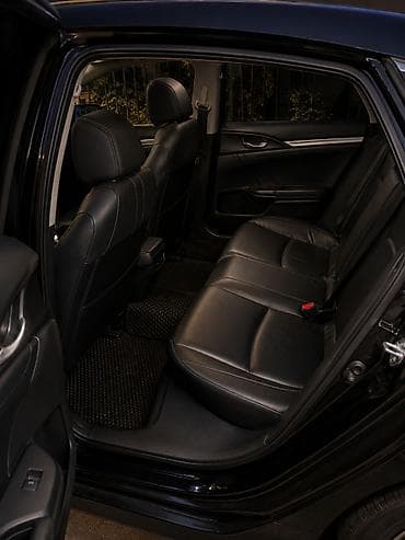 mazda cronos: Honda Civic: 2018 г., 1.5 л, Вариатор, Бензин, Седан — 8