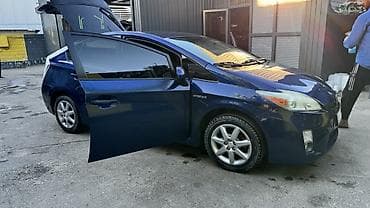 Toyota: Toyota Prius: 2011 г., 1.8 л, Робот, Гибрид, Хэтчбэк — 8