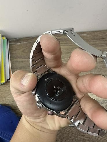 a 90: Умные часы c круглым сенсорным дисплеем и металлическим браслетом - — 7