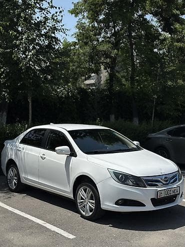 bad e5: BYD E5: 2019 г., 0.1 л, Автомат, Электромобиль, Седан — 2