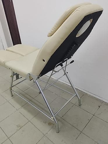 Оборудование для салонов красоты: Срочно продаю Косметологическая/массажная кушетка с регулировкой — 3