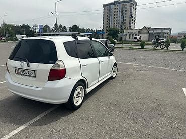 фит задний дверь: Honda Fit: 2003 г., 1.3 л, Вариатор, Бензин, Хэтчбэк — 5