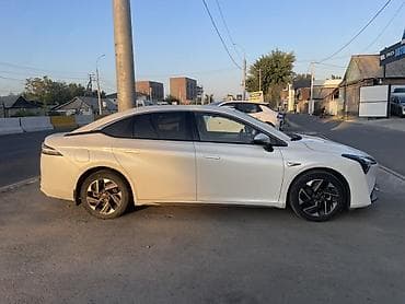 GAC Aion S Plus — полностью электрический седан в белом цвете — 3